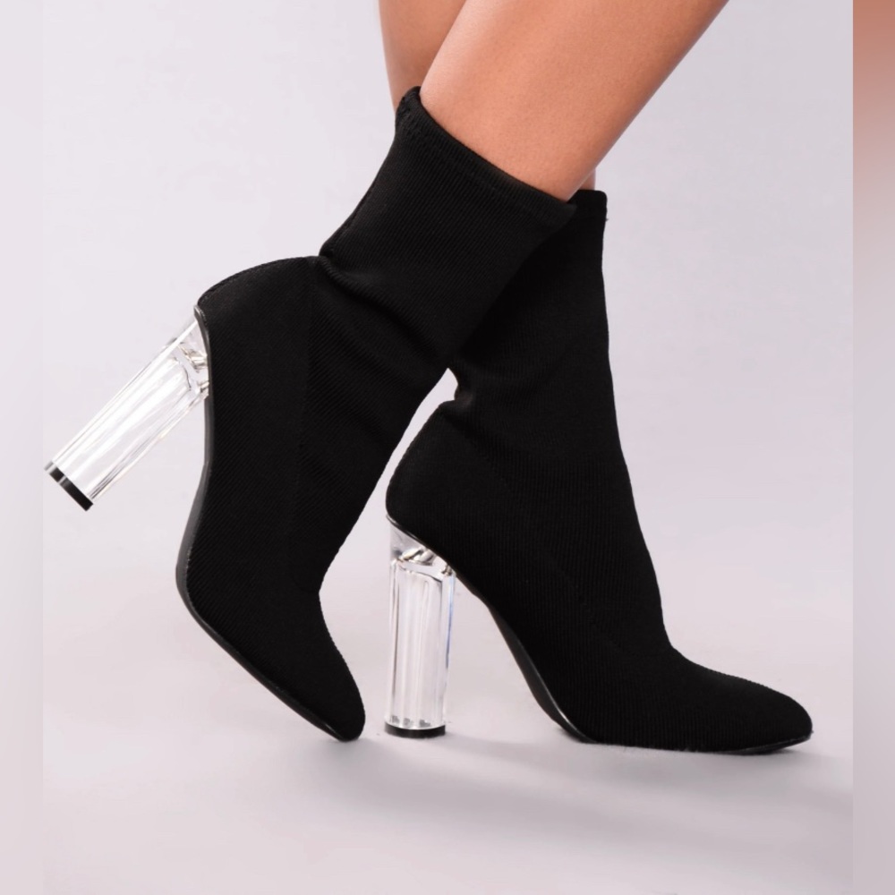 Like new, black boots clear heel - 8